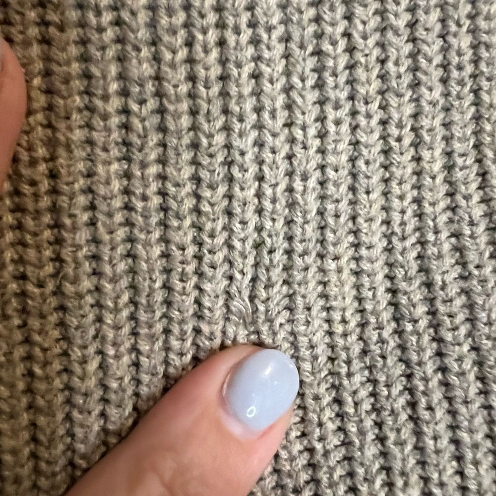 Victoria’s Secret Women's V-Neck Sweater - Tan - Picture 9 of 10
